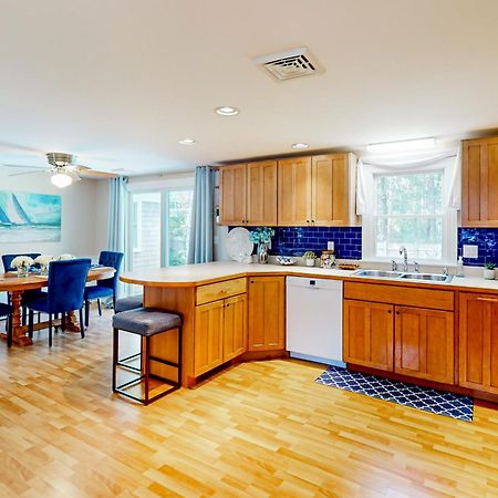 Blue Octopus Hideaway Villa West Yarmouth Ngoại thất bức ảnh